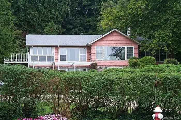 355 E Shore Road, Great Neck, NY 11023 - #2