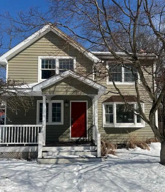 1 Vine Street, Glenwood Landing, NY 11547 - #1