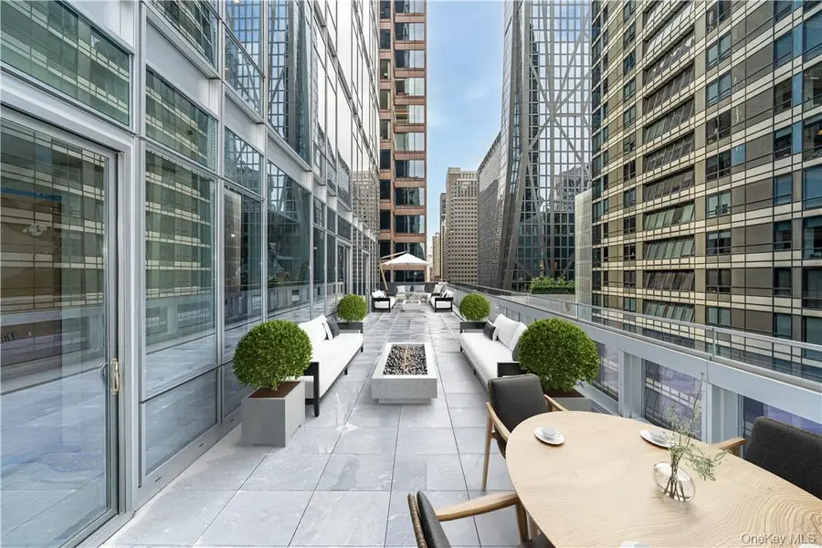 20 W 53rd Street #18 B/C, Manhattan, NY 10019 - #3