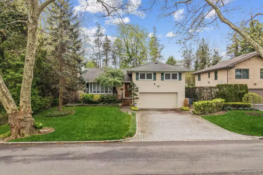 35 Hilldale Road, Albertson, NY 11507 - #2