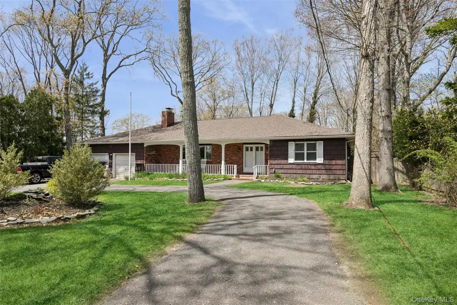 680 Westview Drive, Mattituck, NY 11952 - #2