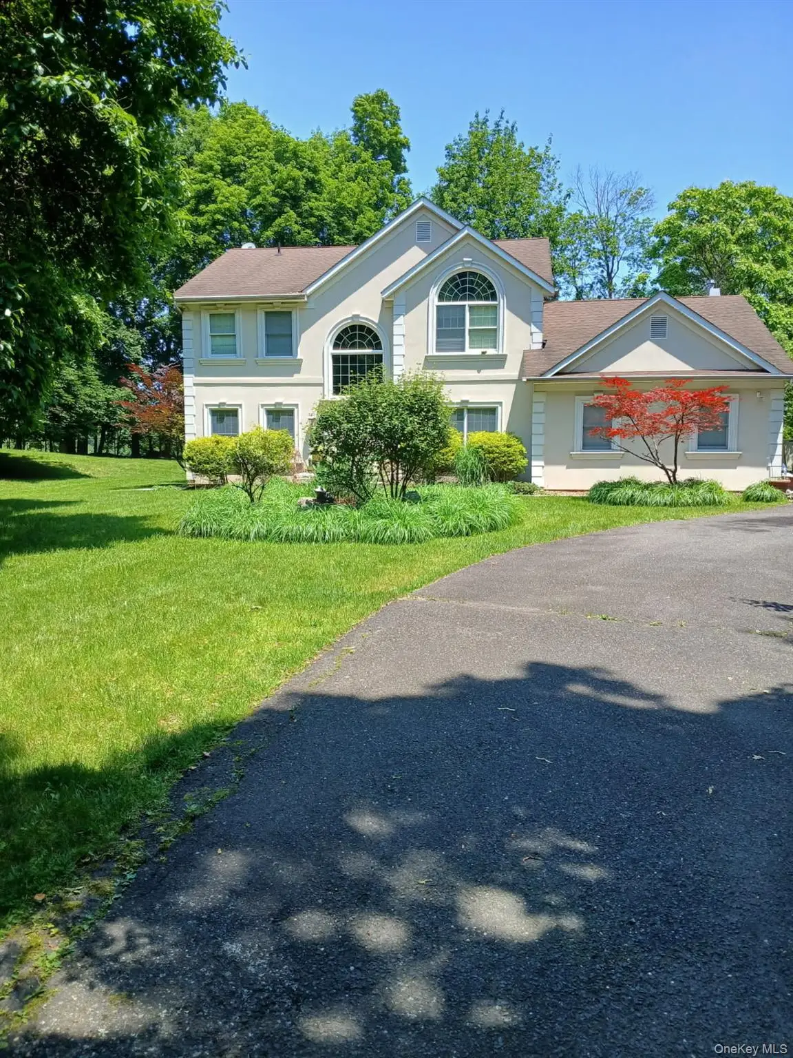92 Scotland Hill Road, Chestnut Ridge, NY 10977 - #1