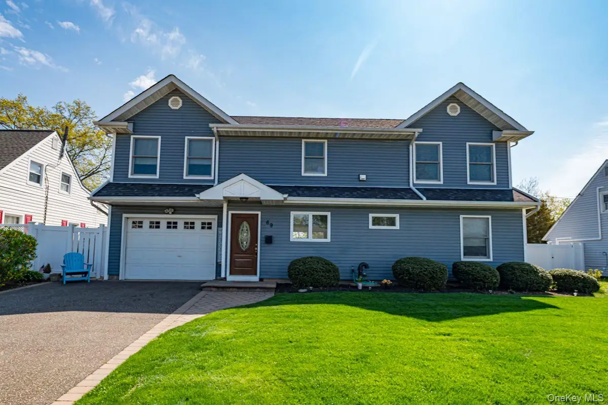 69 Chimney Lane, Levittown, NY 11756 - #1
