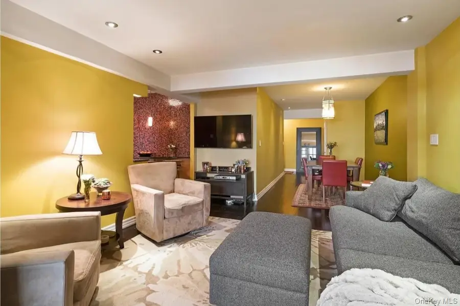 54 East 8th Street E 0 #3J, Manhattan, NY 10003 - #2