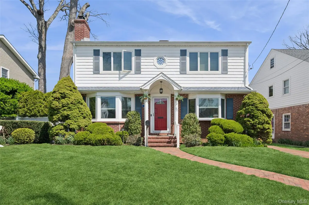 114 Doncaster Road, Malverne, NY 11565 - #1