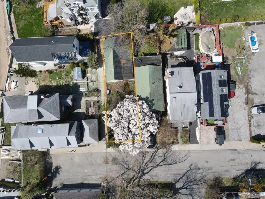 99 Rochelle Street, Bronx, NY 10464 - #3