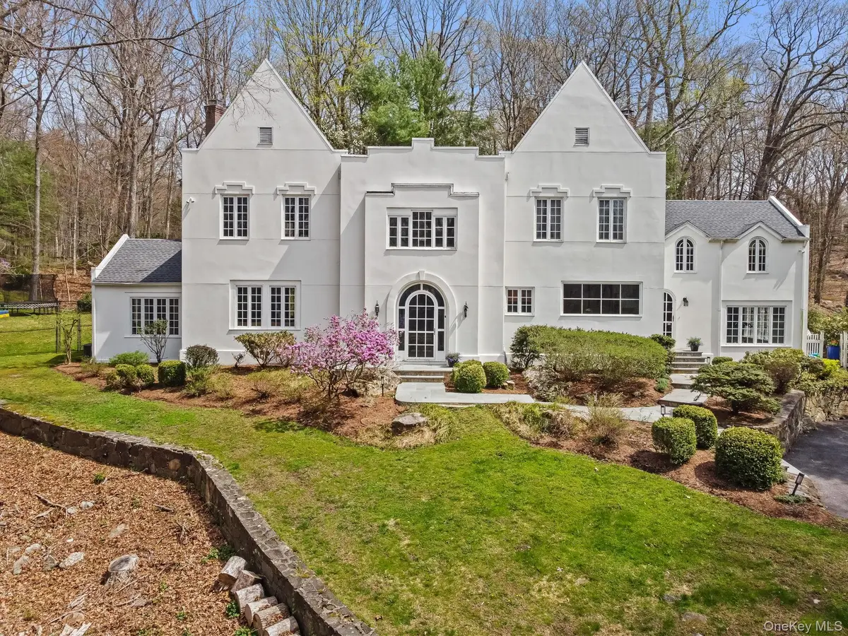 17 Spyrock Road, Pound Ridge, NY 10576 - #1