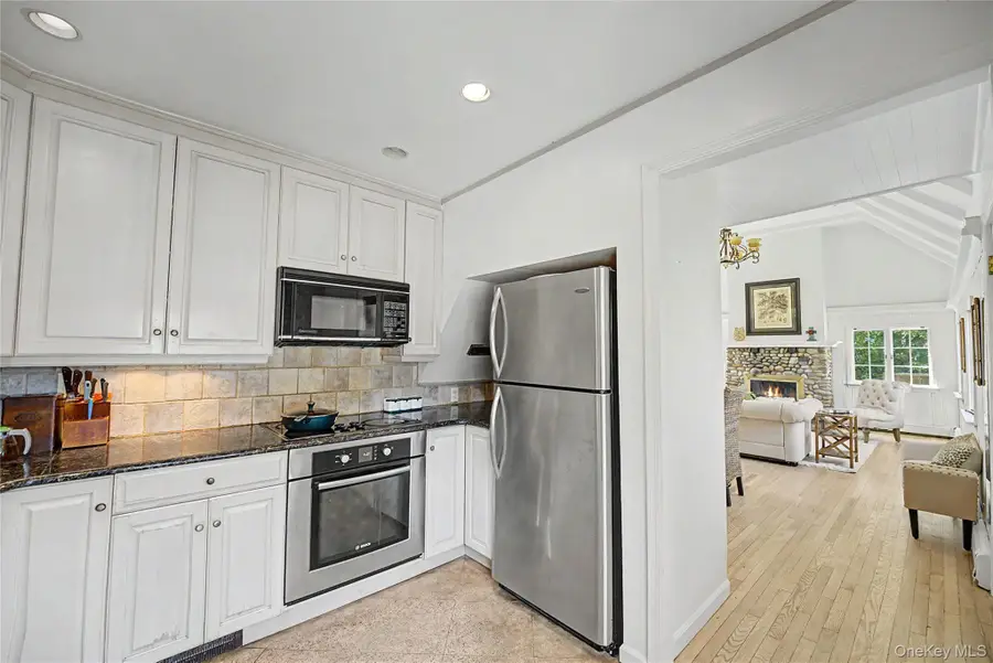 49 Beatrice Avenue, Syosset, NY 11791 - #3