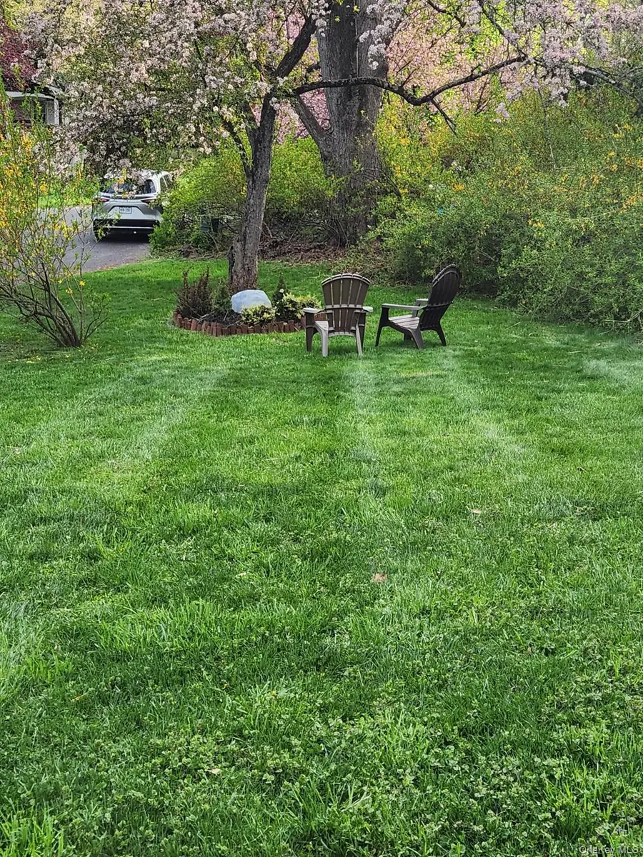 8 Keri Lane, Spring Valley, NY 10977 - #3