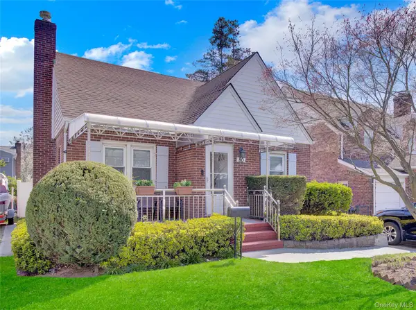 80 Wellington Road S, West Hempstead, NY 11552