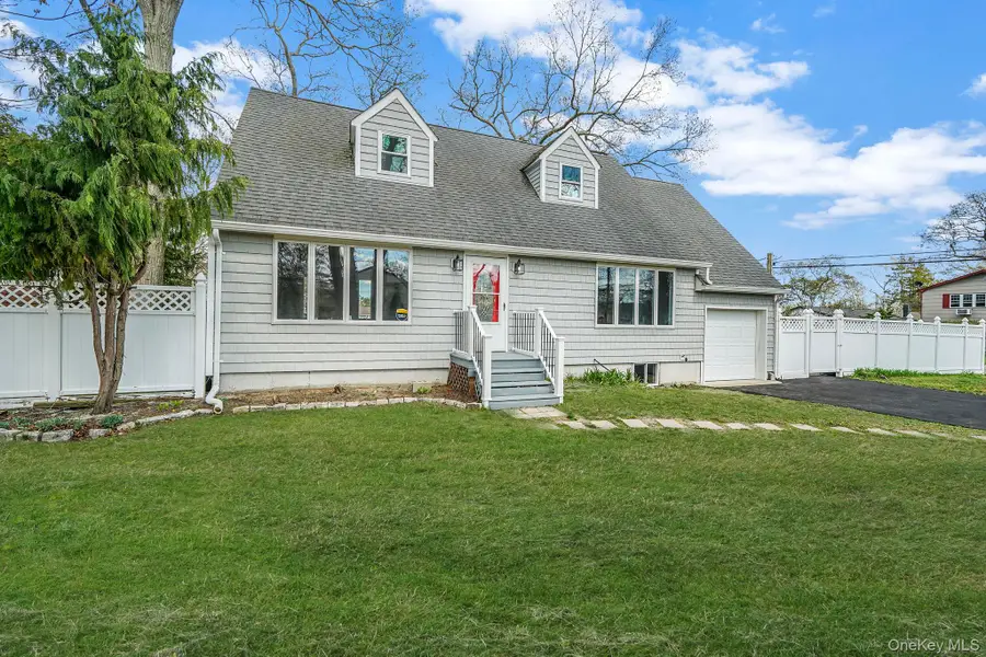 41 Seaside Avenue, Patchogue, NY 11772 - #2