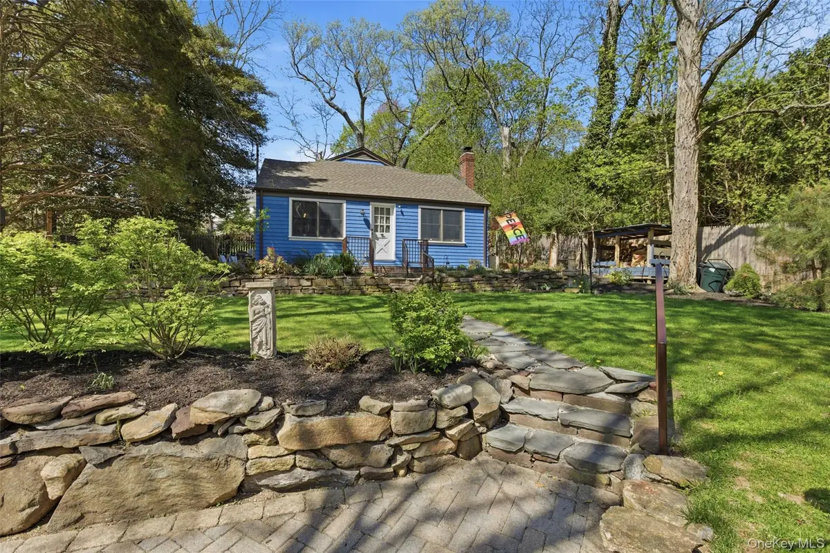 71 Hollow Road, Stony Brook, NY 11790 - #1