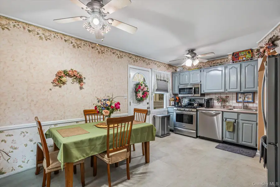 7942 264th Street, Glen Oaks, NY 11004 - #2