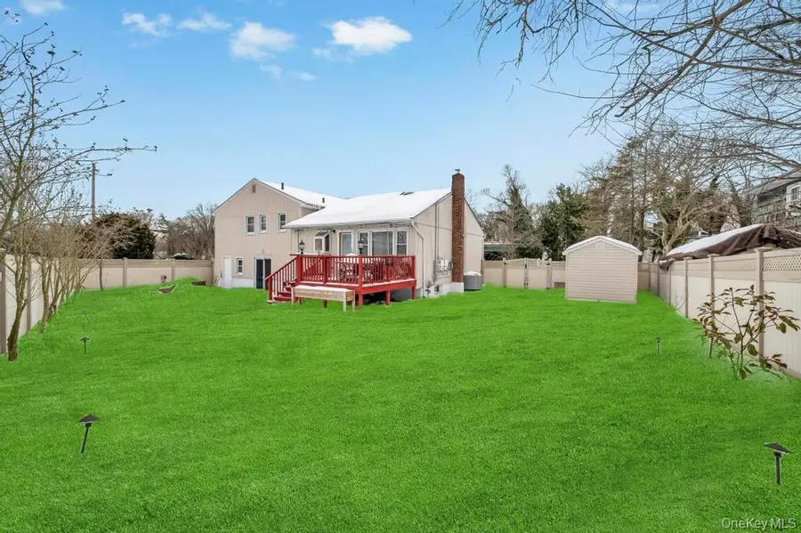 178 Gerhard Road, Plainview, NY 11803 - #2