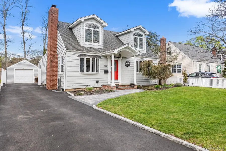 38 Bedell Place, Amityville, NY 11701 - #2