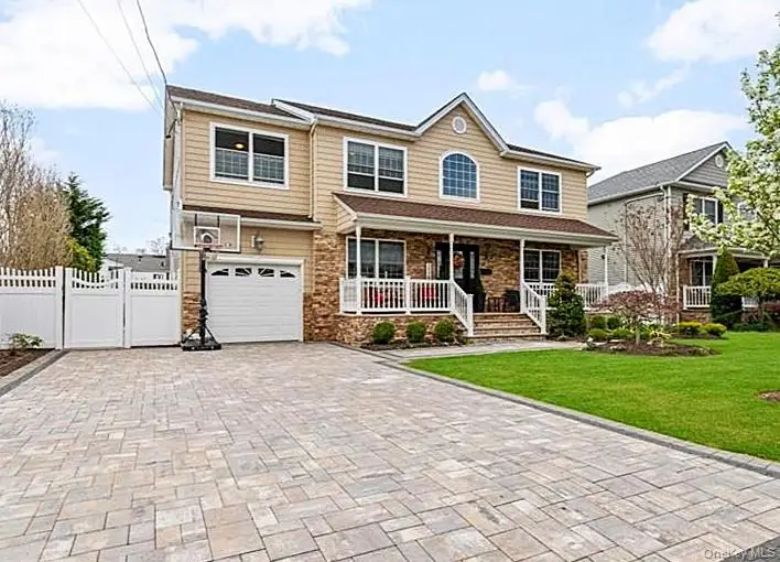 111 Charles Street #B, Massapequa, NY 11758 - #1