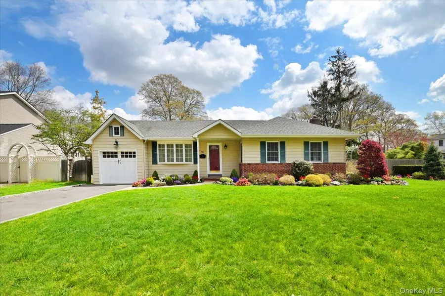 586 Seaford Avenue, Massapequa, NY 11758 - #2