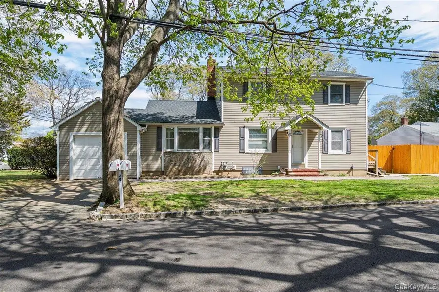 20 Cambridge Avenue, Melville, NY 11747 - #2