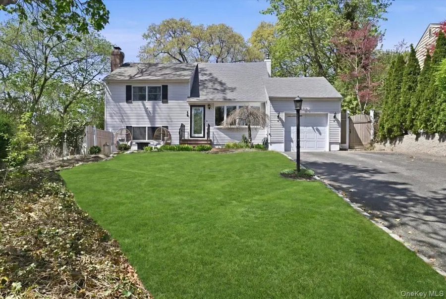 3 Layne Way, Northport, NY 11768 - #3