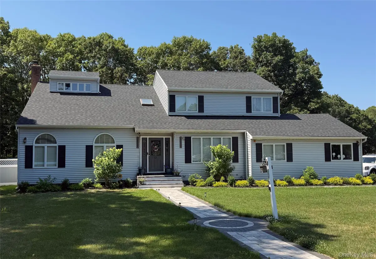 12 Deer Path, Shirley, NY 11967 - #1