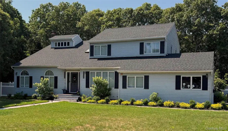 12 Deer Path, Shirley, NY 11967 - #2