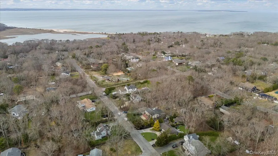 26 Bittersweet Avenue, Hampton Bays, NY 11946 - #3