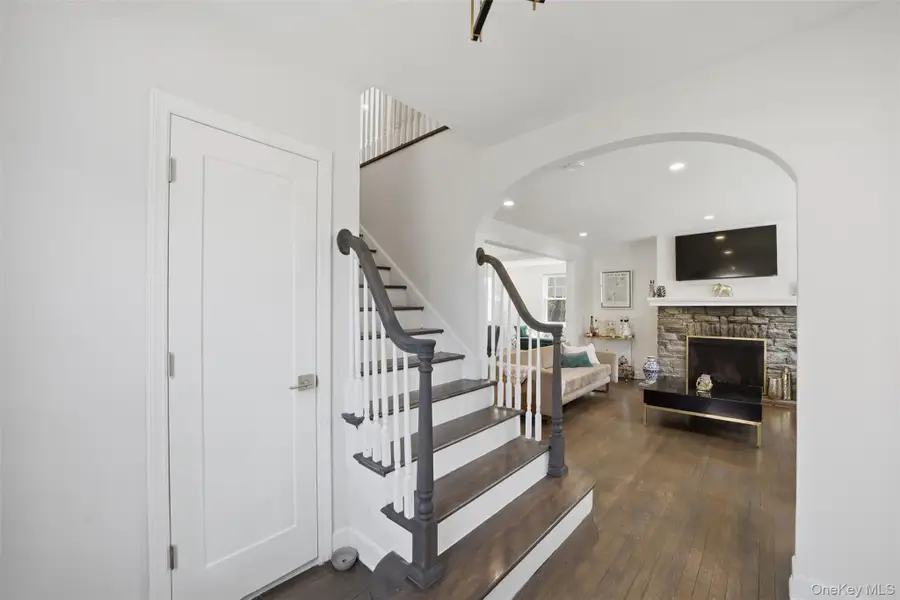 30 Rossmore Avenue, Bronxville, NY 10708 - #3