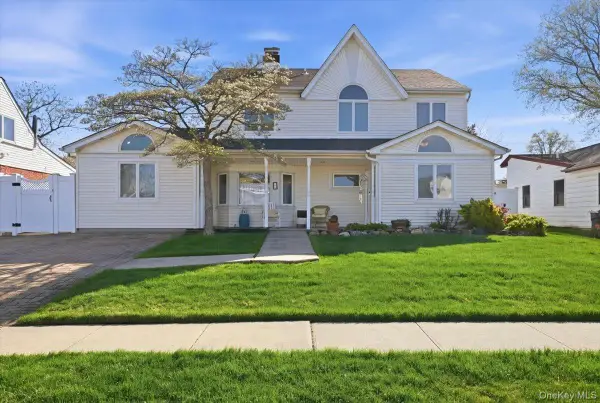 45 Horn Lane, Levittown, NY 11756