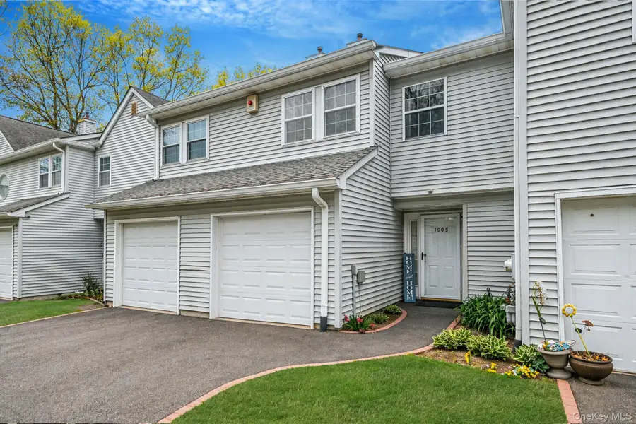 1005 Sara Circle, Terryville, NY 11776 - #2