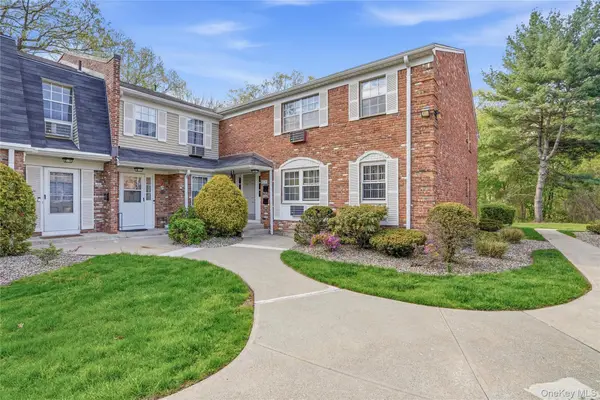 198 Doxbury Lane, Suffern, NY 10901