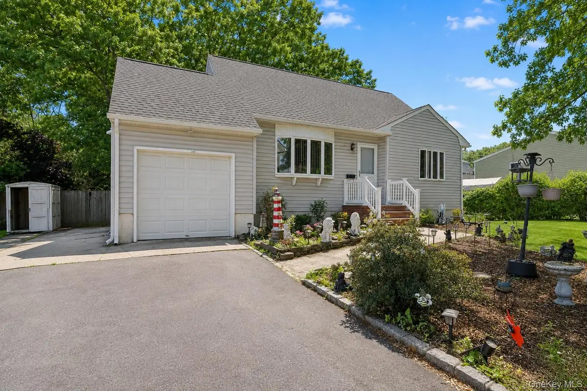 1241 Terry Road, Ronkonkoma, NY 11779 - #1