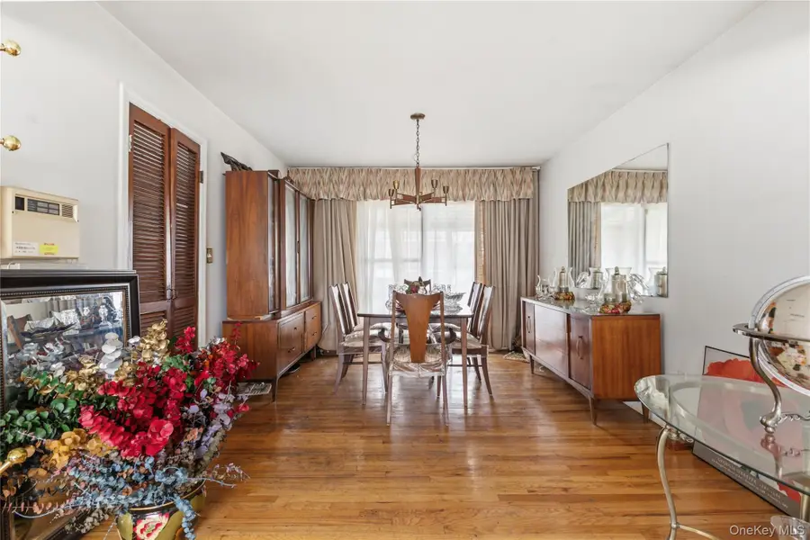 11214 180th Street, Addisleigh Park, NY 11433 - #3