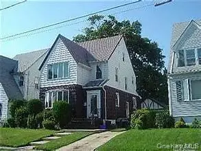 75 Munro Boulevard, Valley Stream, NY 11581