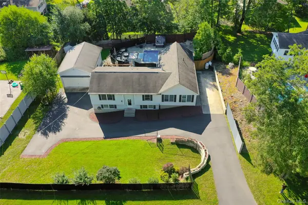 41 Martin Drive, Poughkeepsie, NY 12603