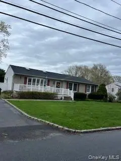 183 Division Avenue, Blue Point, NY 11715