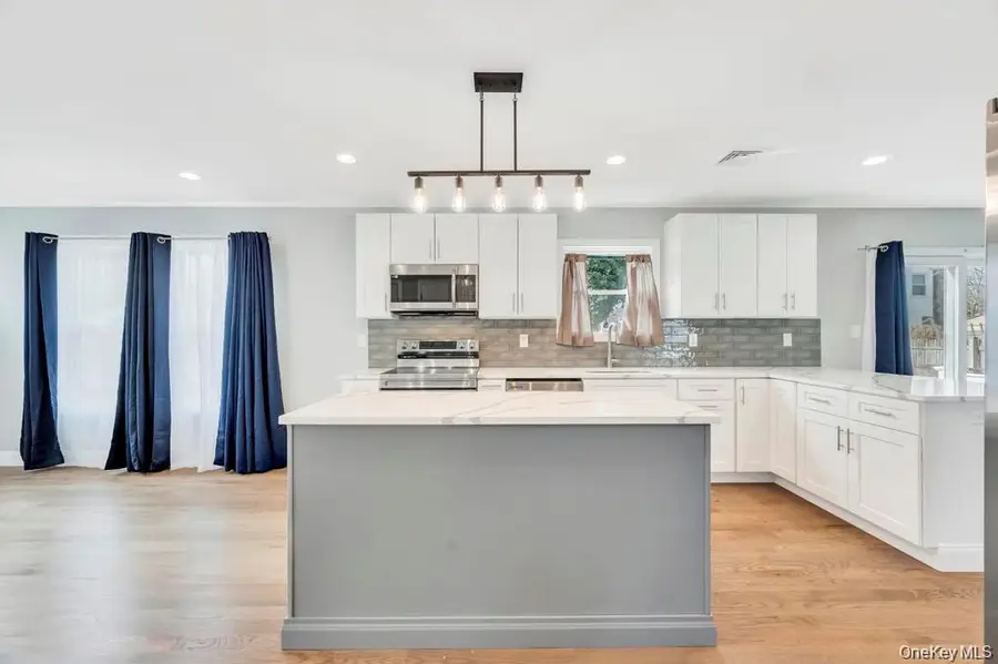 42 Volta Drive, Deer Park, NY 11729 - #3