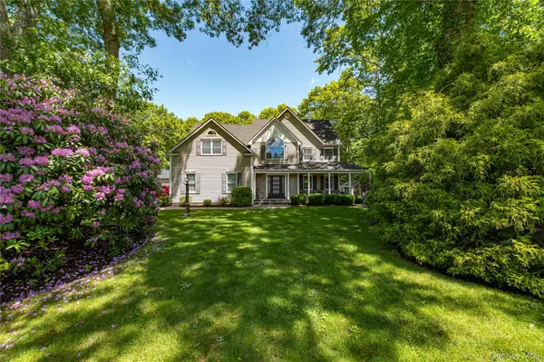 22 Cricket Court, Wading River, NY 11792