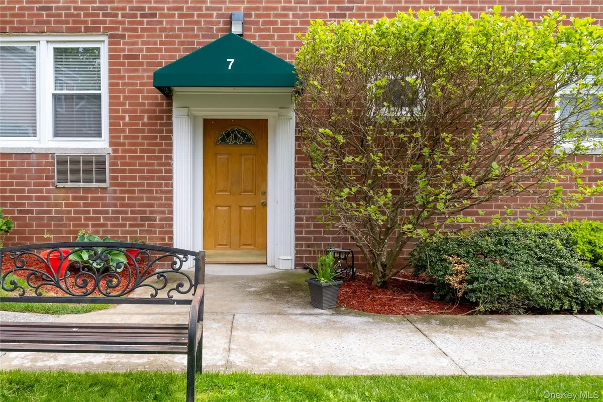 643 Pelham Road #7 D, New Rochelle, NY 10805 - #1