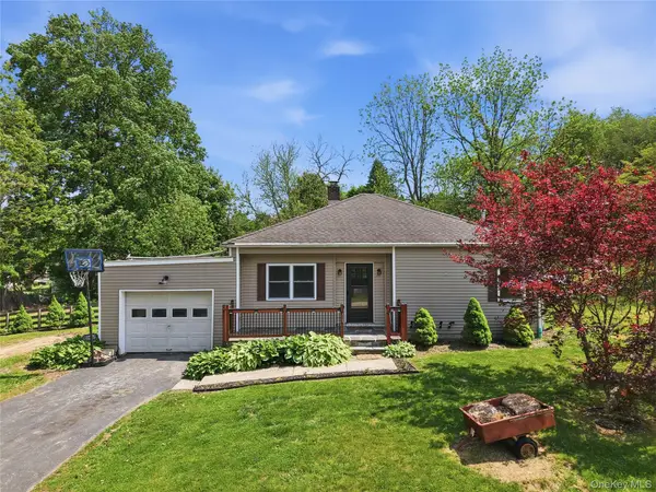 7 Vincent Lane, Pine Island, NY 10969