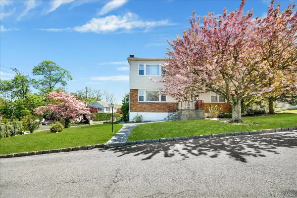 1149 Jensen Avenue, Mamaroneck, NY 10543