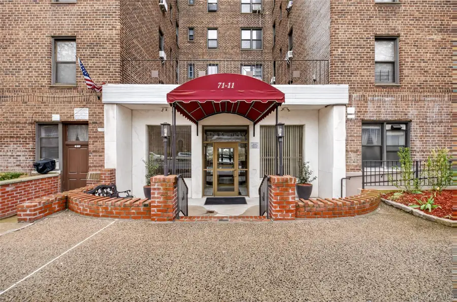 71-11 Yellowstone Boulevard #4B, Forest Hills, NY 11375 - #2