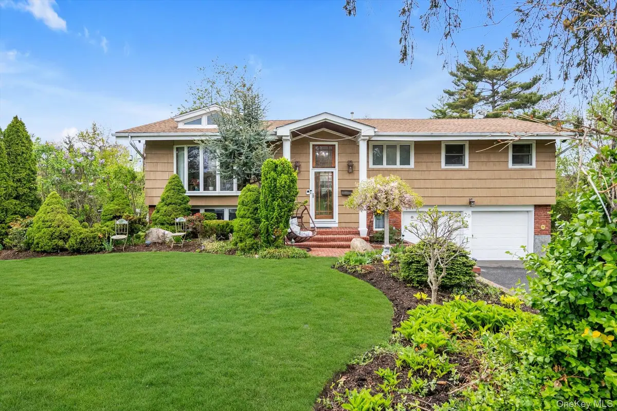 20 Jeffrey Lane, Great Neck, NY 11020 - #1