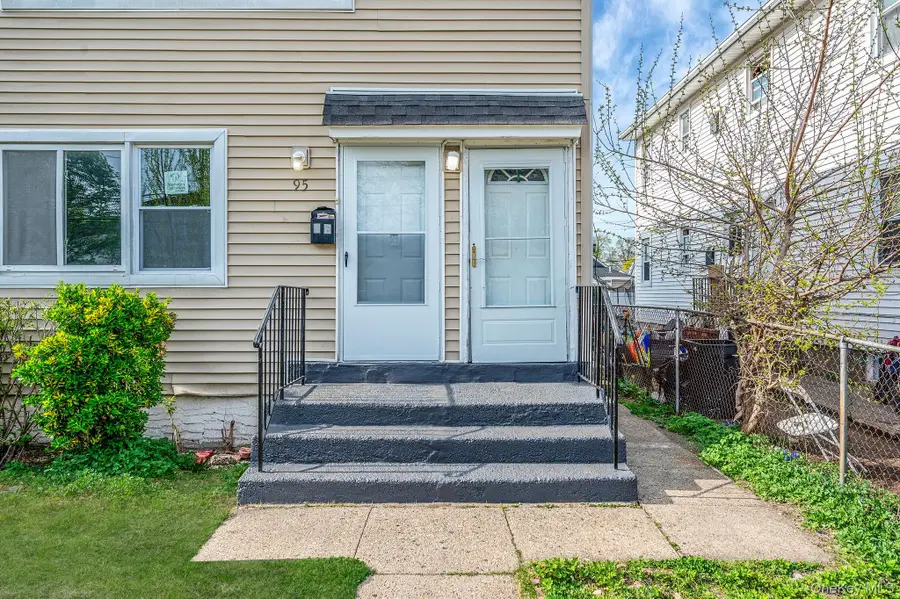 95 Wellesley Street, Hempstead, NY 11550 - #3