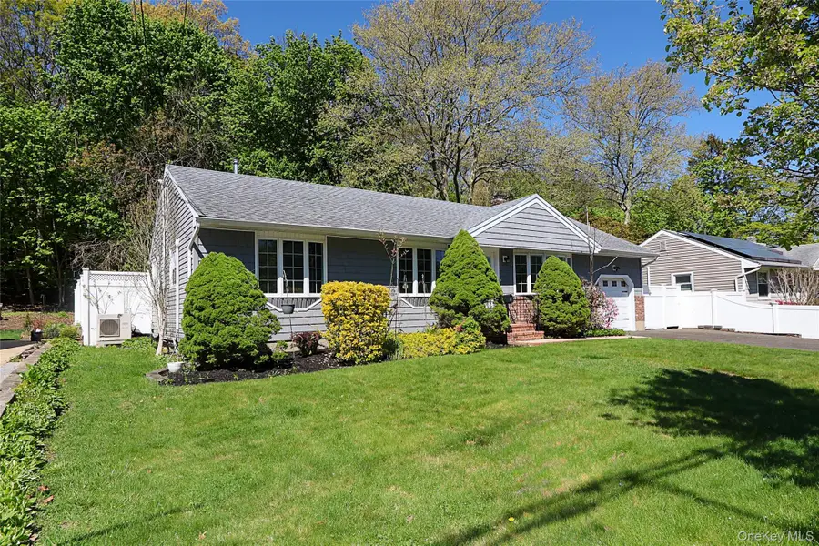 5 Mapletree Lane, South Huntington, NY 11746 - #3