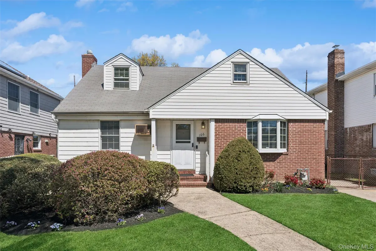 106 Aster Drive, New Hyde Park, NY 11040 - #1
