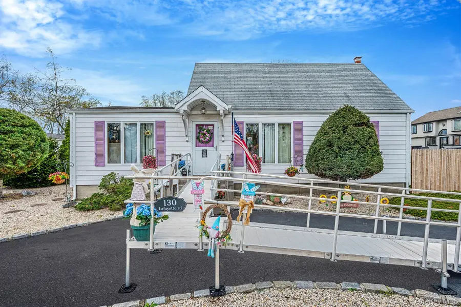 130 Lafayette Road, West Babylon, NY 11704 - #3