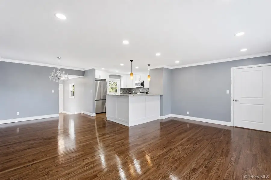 2206 Union Boulevard, Bay Shore, NY 11706 - #3