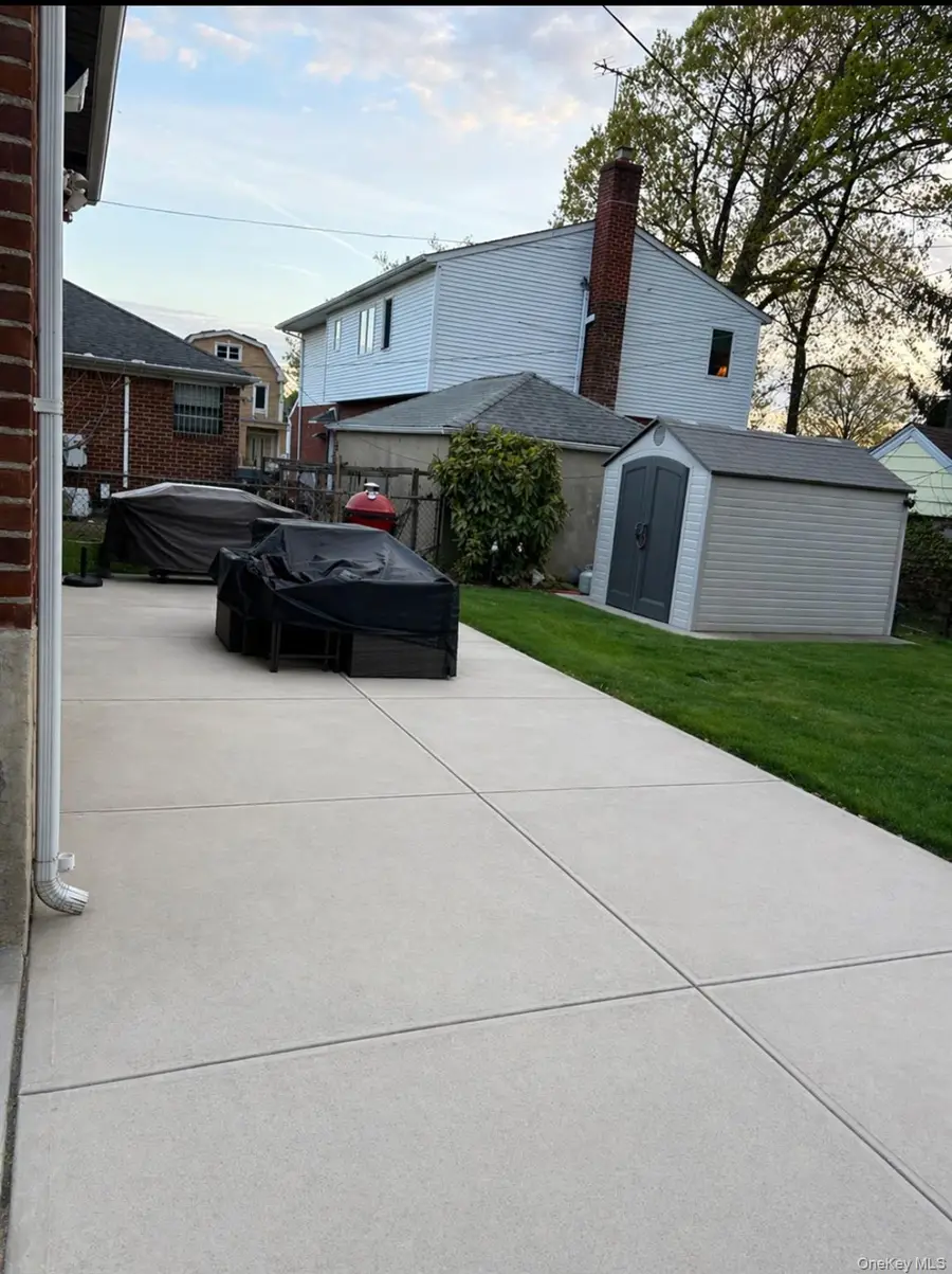 6748 168th Street, Fresh Meadows, NY 11365 - #3