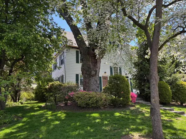 8 Hobart Street, Bronxville, NY 10708