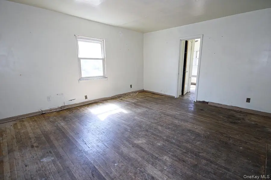 1051 Victory Boulevard, Staten Island, NY 10301 - #2